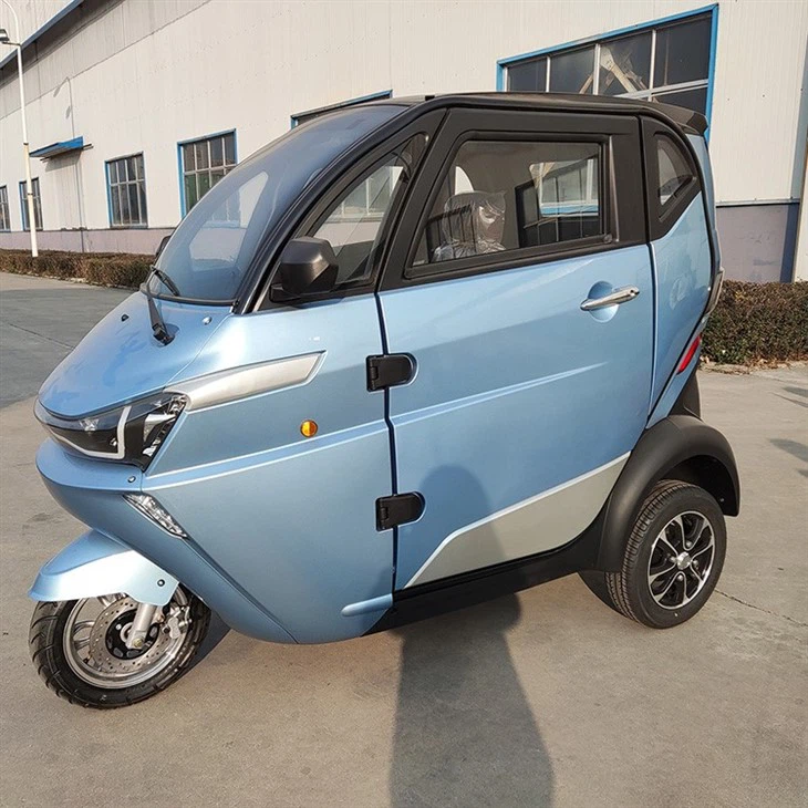 High Quality Cheap Electric Tricycle Motor Rickshaw With Closed Cabin For Travelling